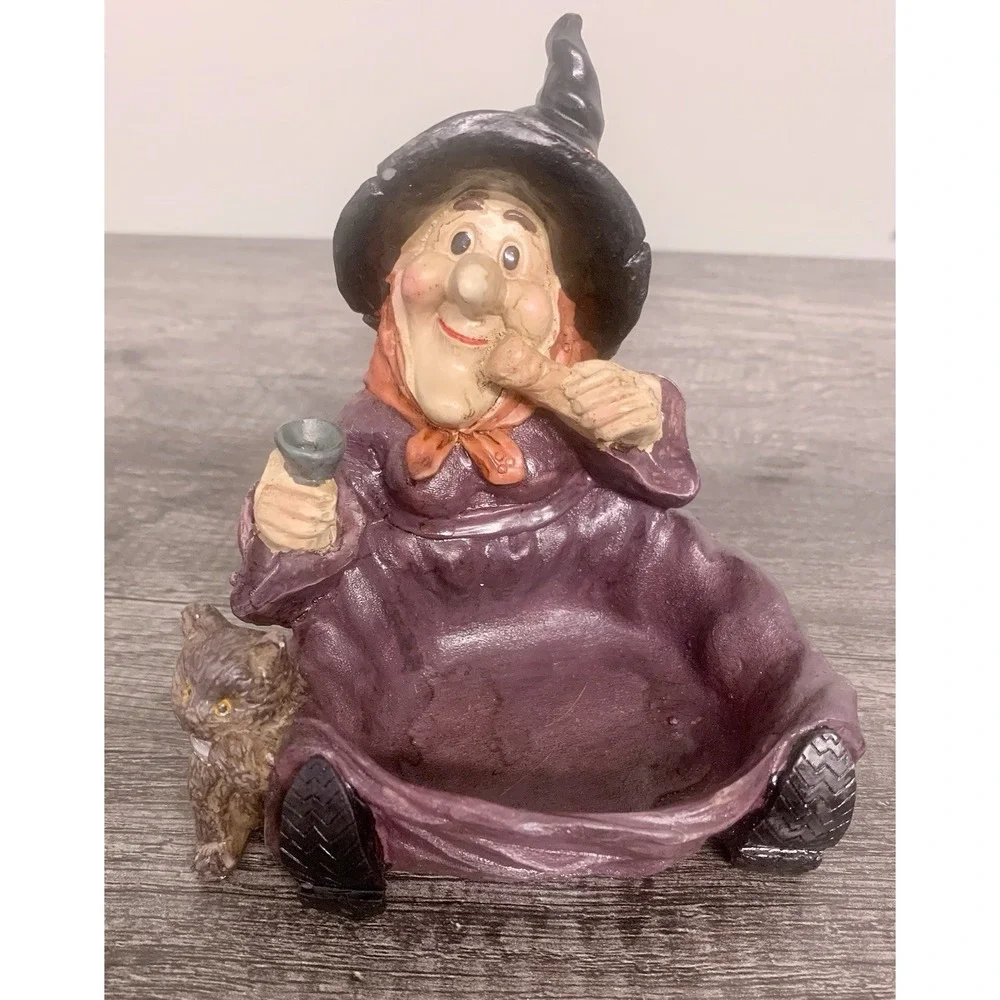 Vintage Halloween Witch Resin Candy Dish Figurine with Cat Purple Folk Art 5.5